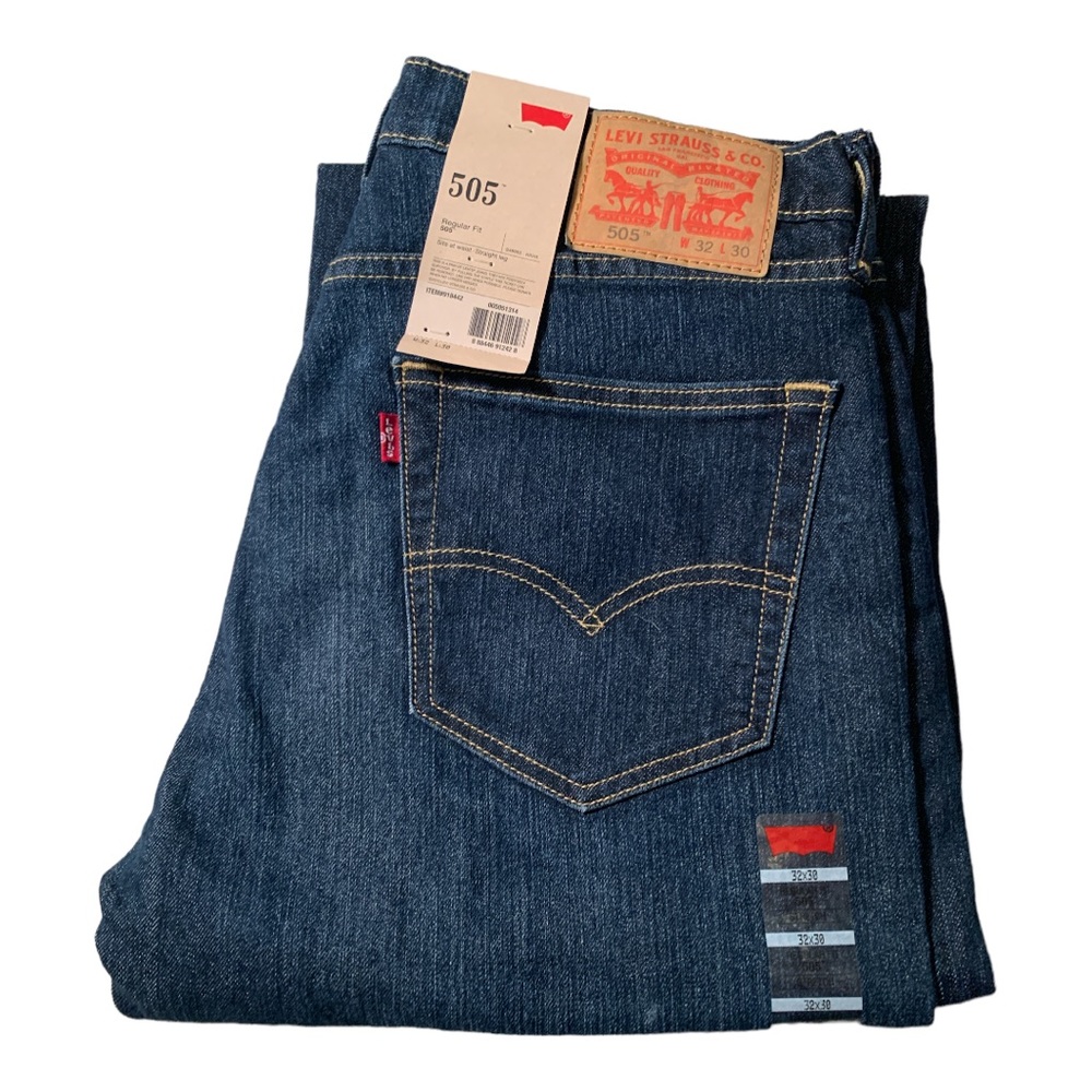 NWT - Levi’s 505 Regular Fit - W32xL30